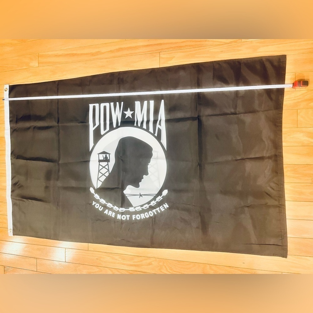 Flag POW/MIA new without tag